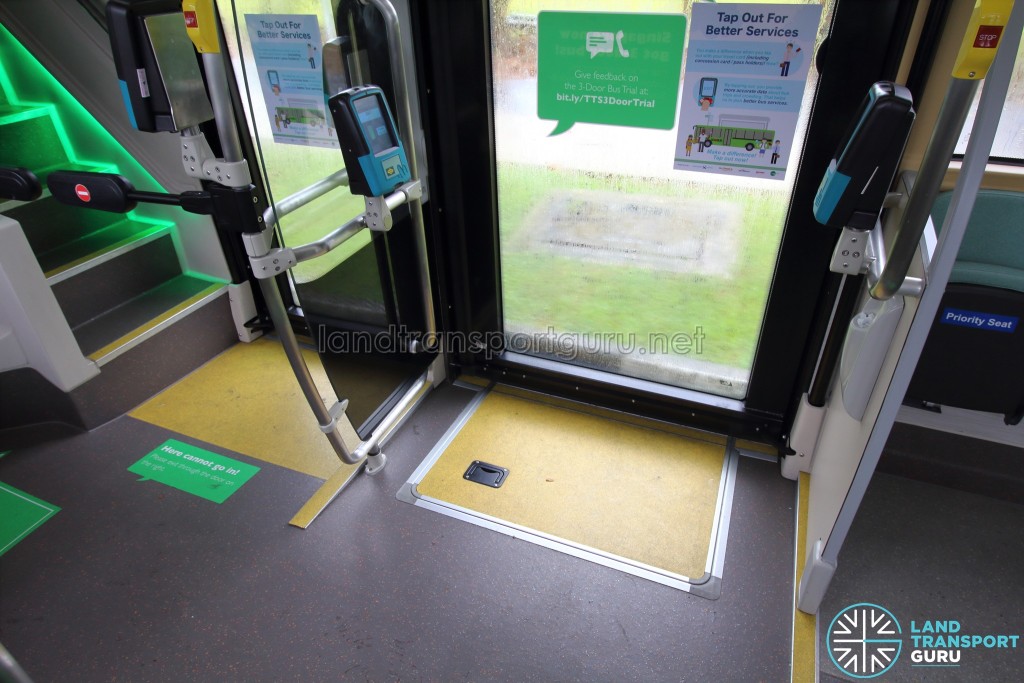 MAN Lion's City DD L Concept Bus (SG5999Z) - Manual wheelchair ramp at second door