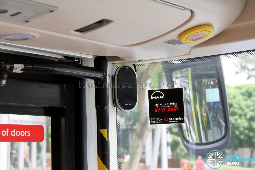 MAN Lion's City DD L Concept Bus (SG5999Z) - Mobileye Shield+ - Left display unit