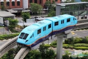 Sentosa Monorail - Blue Train