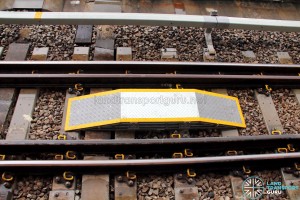 Alignment device installed at the ends of station platforms for precise train stopping, as part of the CBTC signalling system