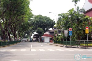 Changi Village Bus Terminal - Ingress/egress along Changi Village Road