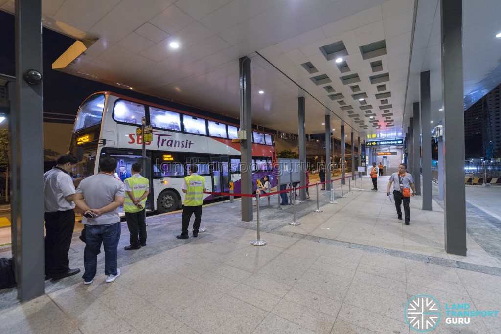Bukit Panjang MRT Station - Shuttle Bus queue