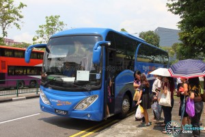 one North Rider - Ghim Moh Pickup Point during Lunch hours