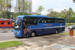 one North Rider - Ghim Moh Pickup Point during Lunch hours