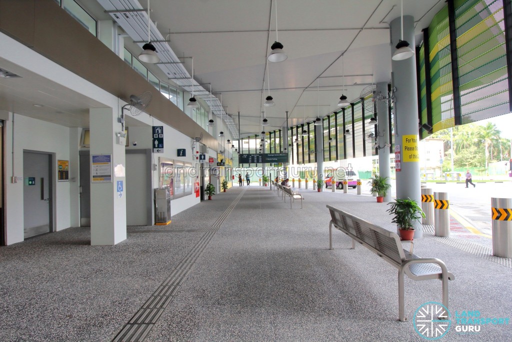 Shenton Way Bus Terminal - Interior