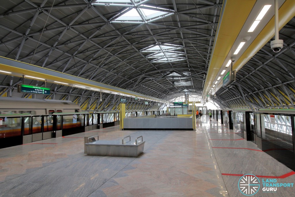 Tuas Crescent MRT Station - Platform level