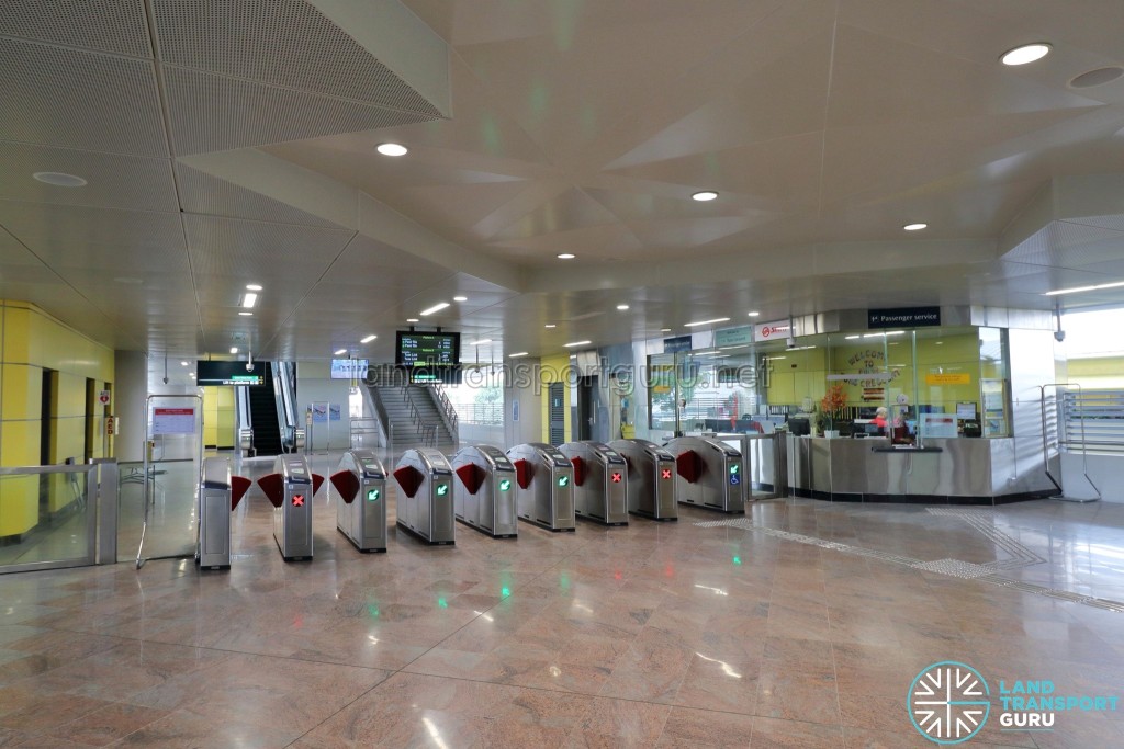 Tuas Crescent MRT Station - Faregates & PSC