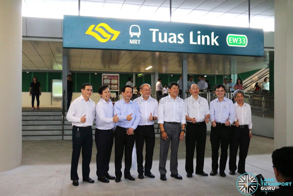 Tuas West Extension Opening Ceremony - Group photo at Tuas Link