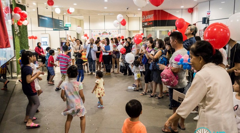 Journey With Us @ Bukit Panjang ITH: Performances at the interchange foyer