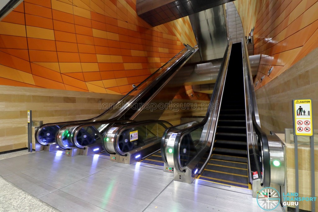 Bencoolen MRT Station - B5 Escalator Landing
