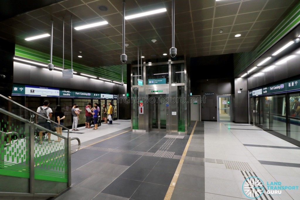 Fort Canning MRT Station - Platform Level (B2)