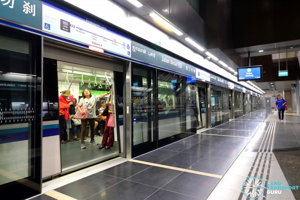 Jalan Besar MRT Station - Platform B