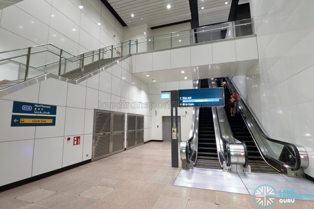 MacPherson MRT Station (DTL) - Westbound platform escalators