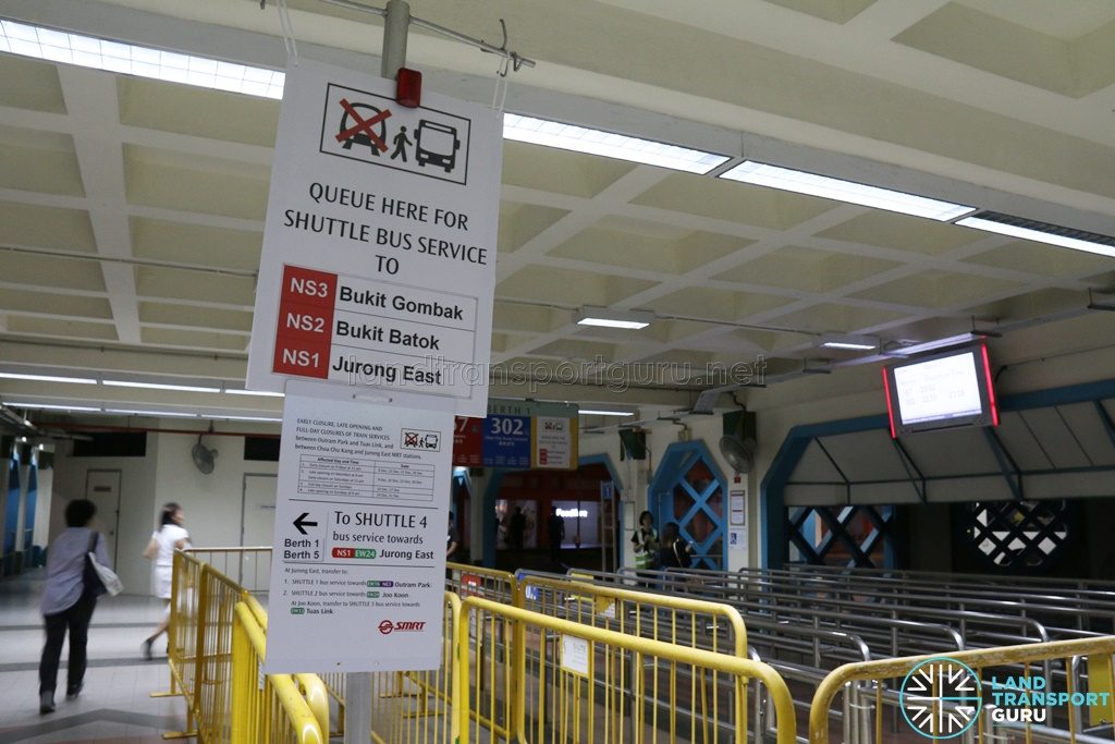 NSEWL Shortened Operating Hours - Shuttle Bus Service Queue at Choa Chu Kang