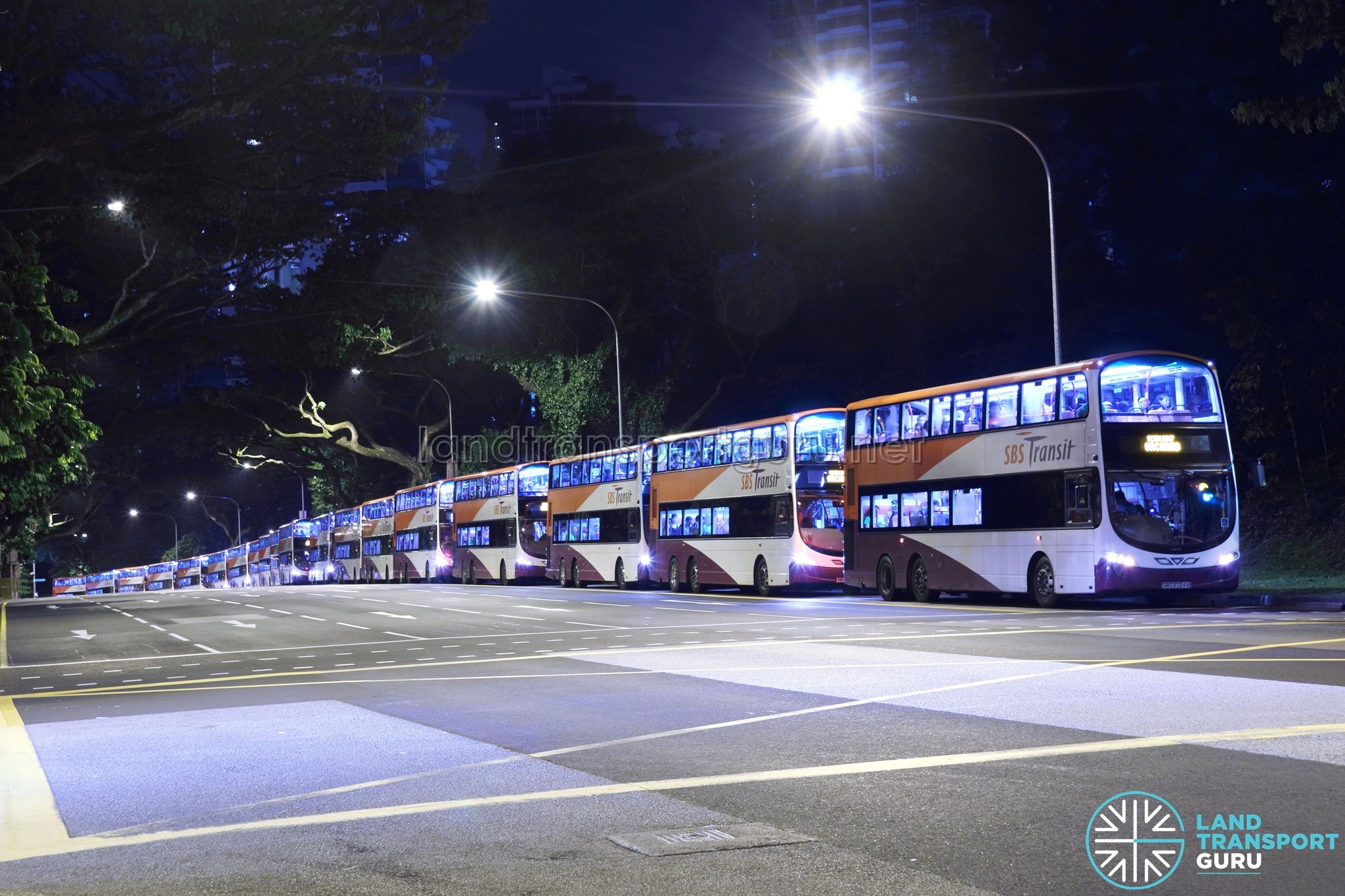 SCSM 2017: Buses lining up to drop off passengers at Orchard