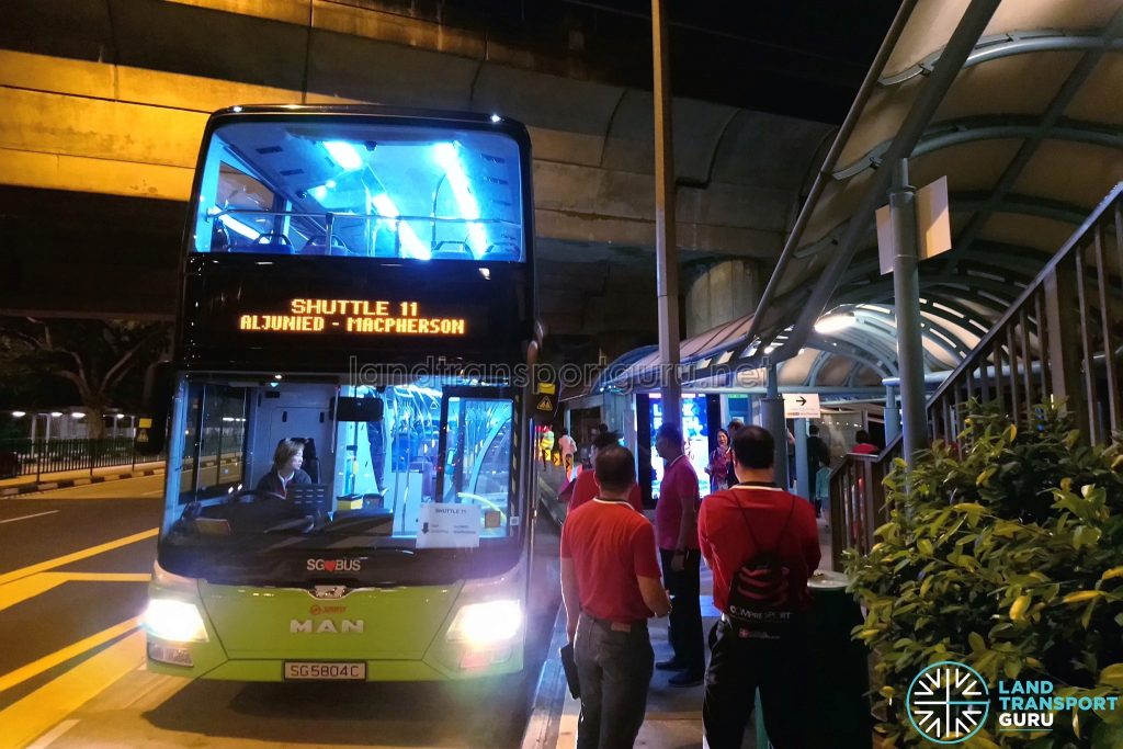 SMRT MAN A95 ND323F (SG5804C) - Shuttle 11
