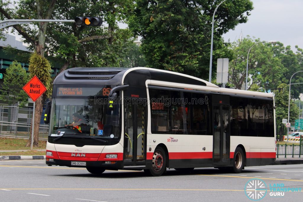 Service 851 - SBS Transit MAN A22 (SMB3099G)