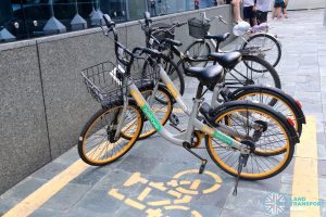 oBike in Singapore with GrabCycle sticker