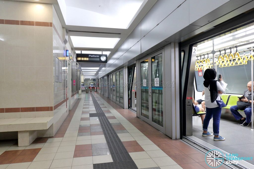 Ten Mile Junction LRT Station - Platform with Service C Train