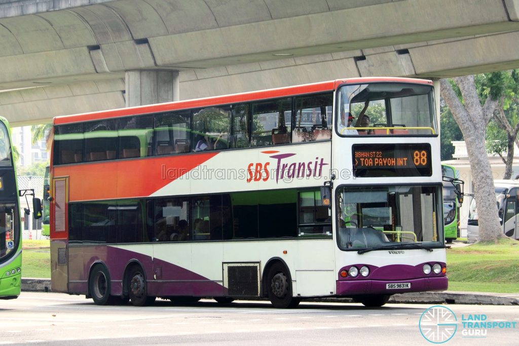 Bus 88 - SBS Transit Volvo B10TL (SBS9831K)