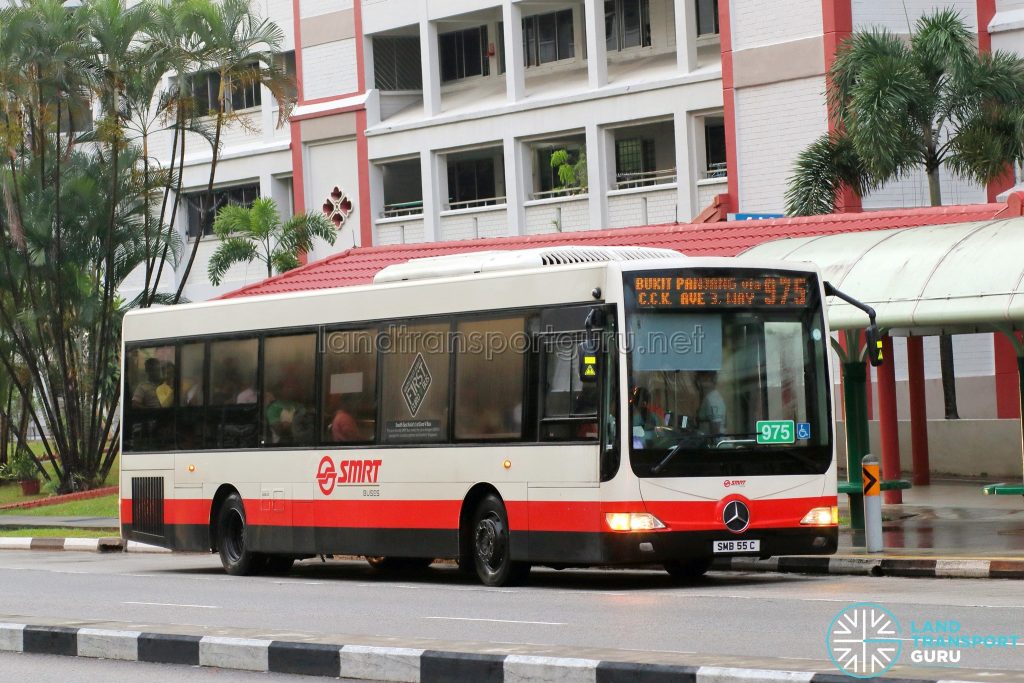 Bus 975 - SMRT Buses Mercedes-Benz OC500LE (SMB55C)