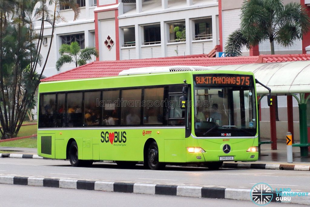 Bus 975 - SMRT Buses Mercedes-Benz OC500LE (SMB90A)