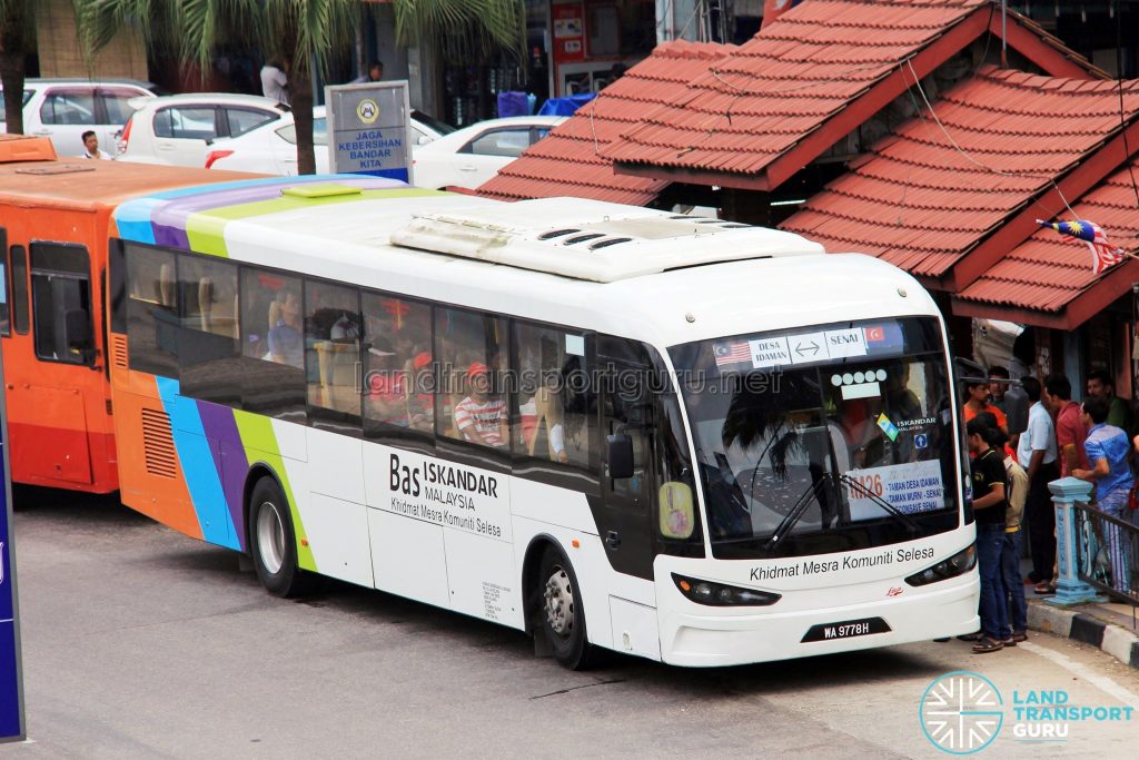 S&S International Sksbus SA12-300 (WA9778H) - Route IM26