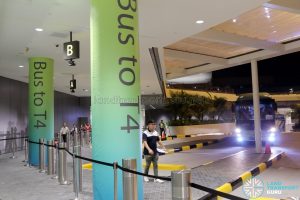 JEWEL Changi Airport - Free Shuttle Bus to Terminal 4