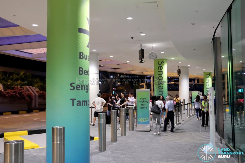 JEWEL Changi Airport - Free Shuttle Bus to Sengkang MRT Station