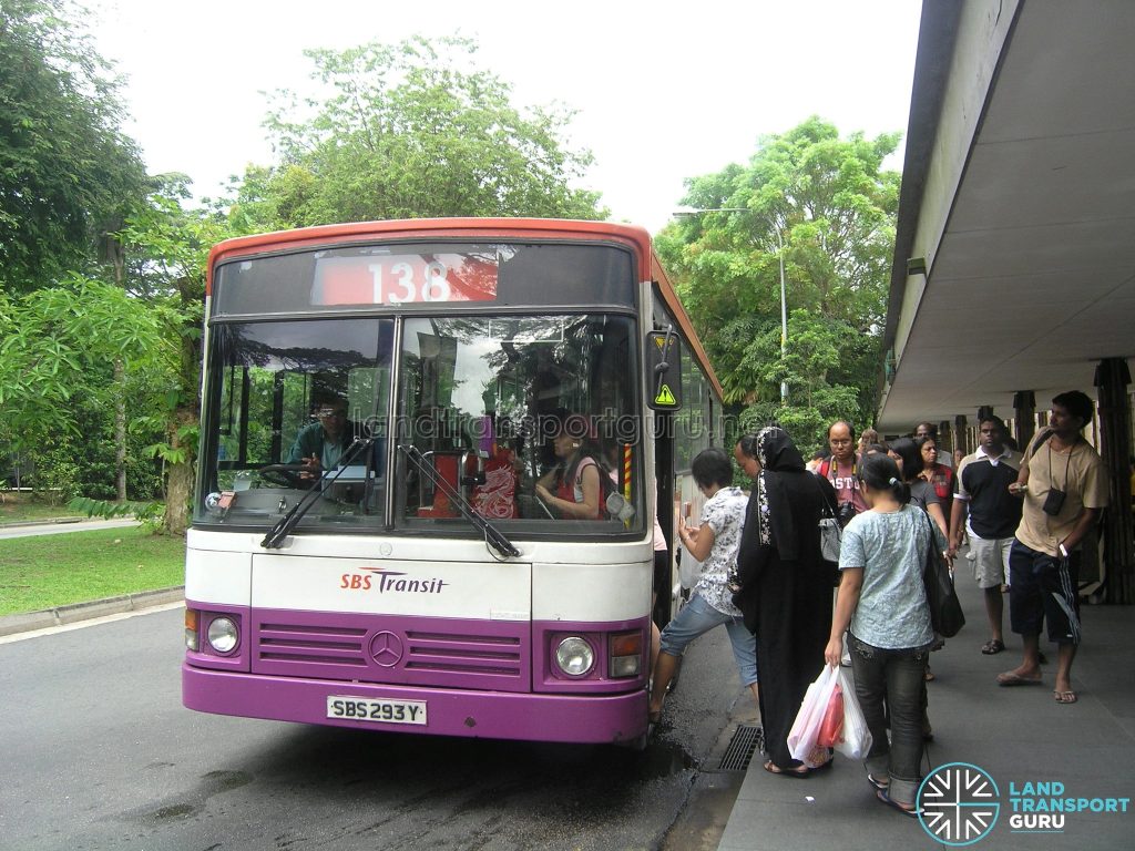 Bus 138 - SBS Transit Mercedes-Benz O405 (SBS293Y)