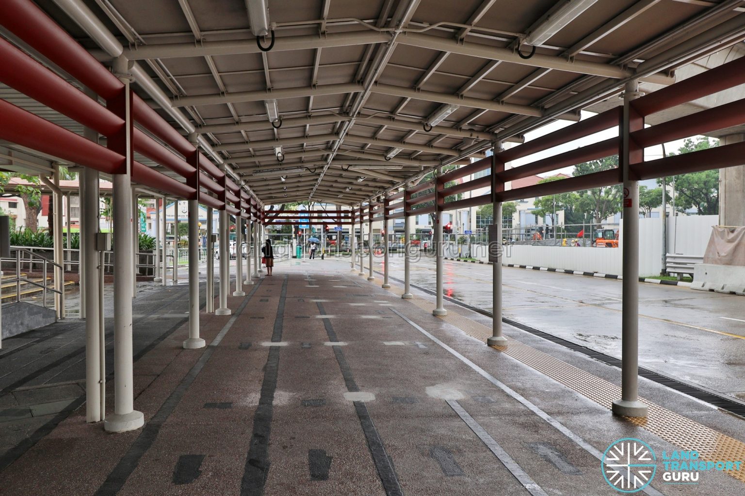 Yio Chu Kang Bus Interchange – Decommissioned queue lines (Berth B2-B3 ...