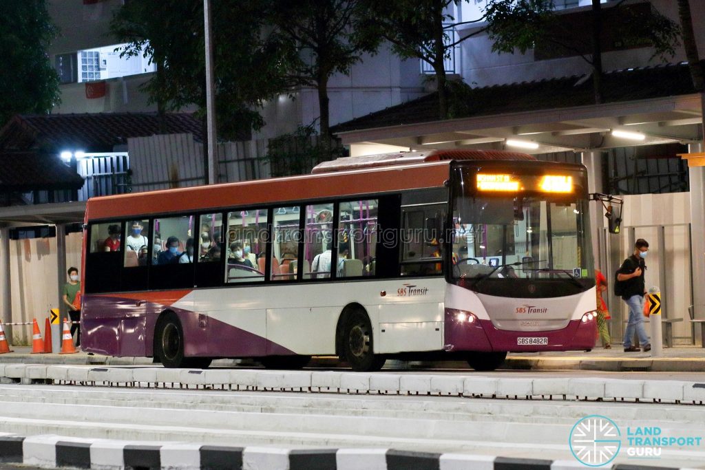 Bus 410W: SBS Transit Scania K230UB (SBS8482R)