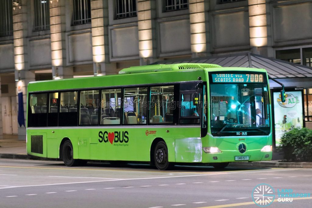 Bus 700A: SMRT Mercedes-Benz OC500LE (SMB15T)
