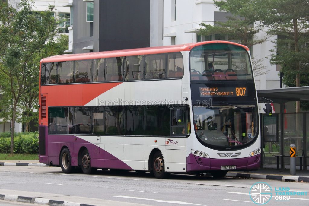 Bus 807: SBS Transit Volvo B9TL Wright (SBS7607E)