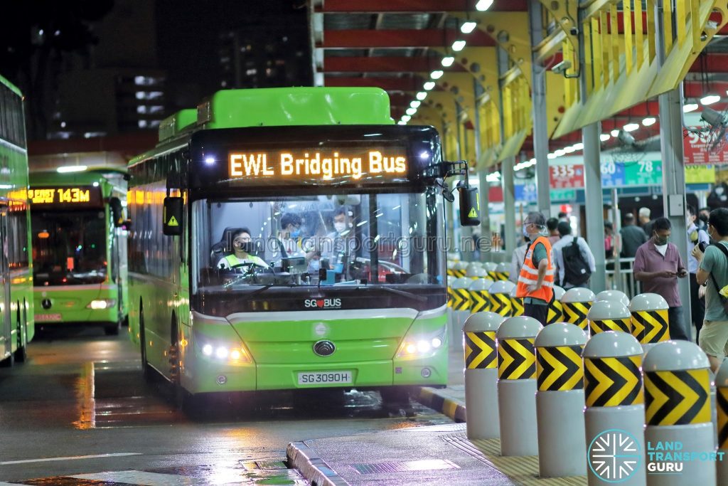 Tower Transit EWL Free Bridging Bus (SG3090H) at Jurong East Temp Int