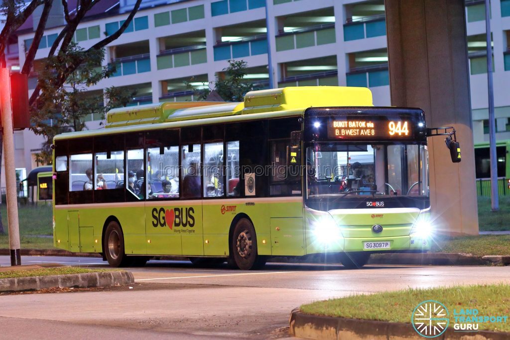 Bus 944: SMRT Buses Yutong E12 (SG3097P)