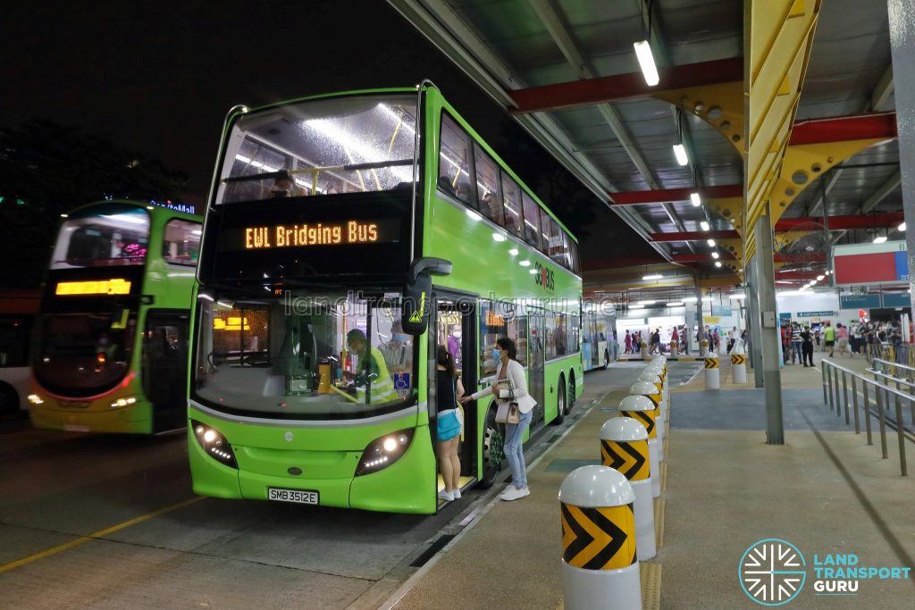 Tower Transit EWL Free Bridging Bus (SMB3512E) at Jurong East Temp Int