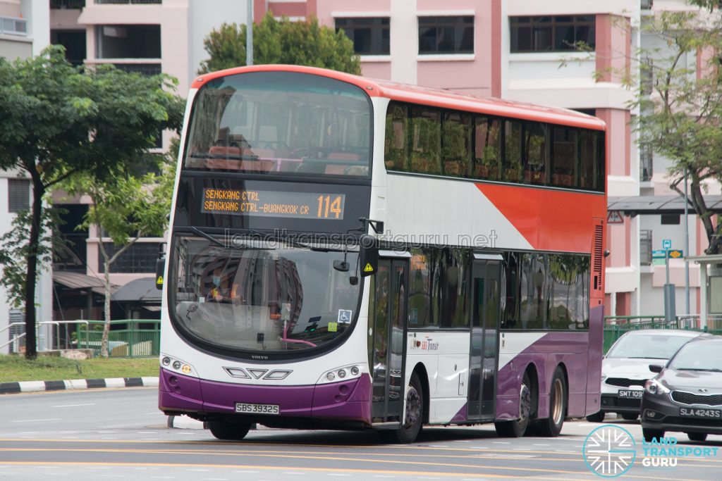 Bus 114: SBS Transit Volvo B9TL Wright (SBS3932S)