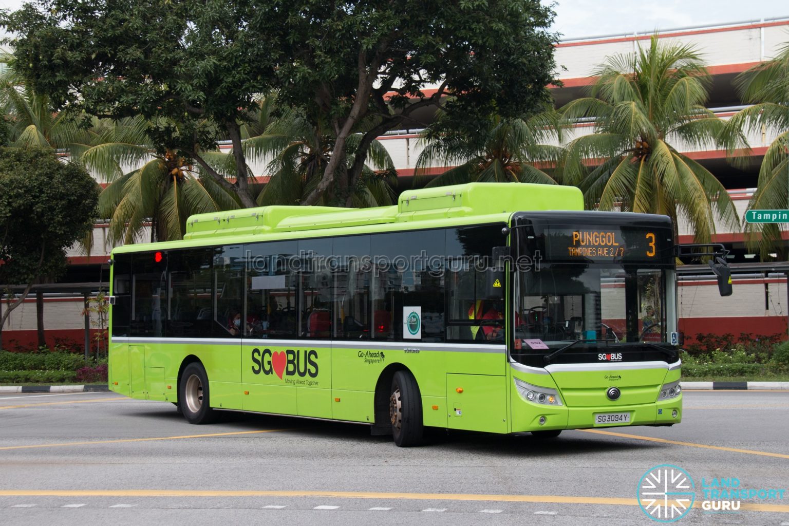 Bus 3 – Go-ahead Singapore Yutong E12 (sg3094y) 