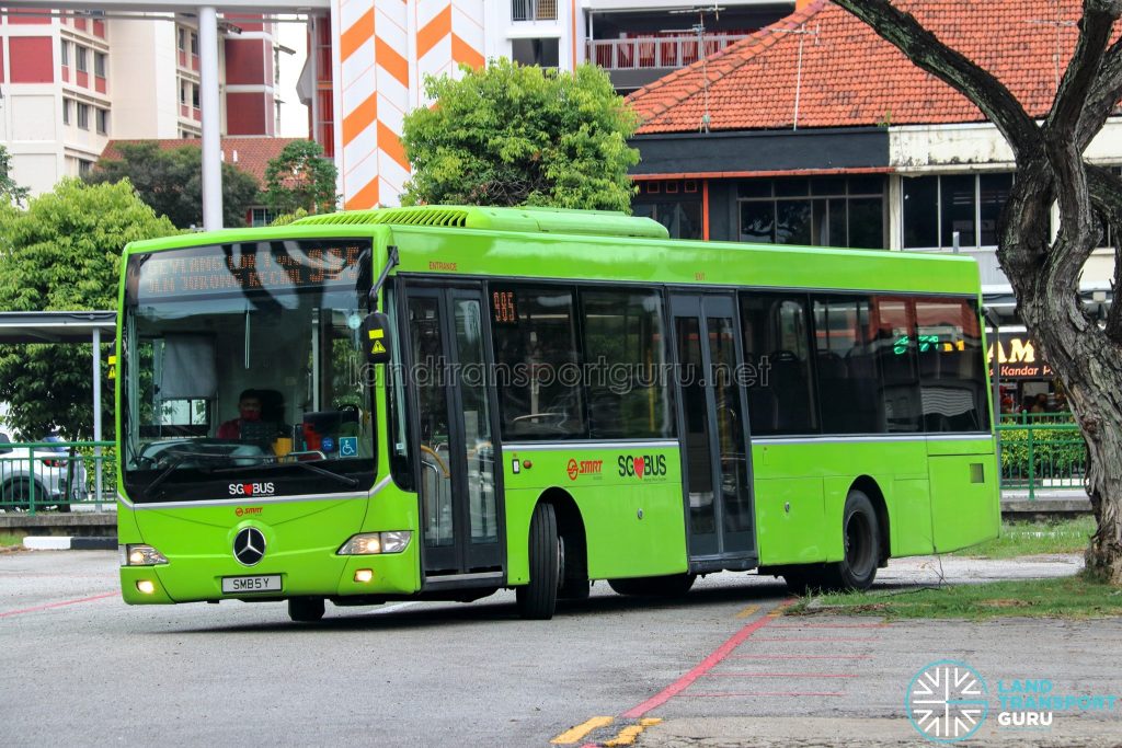 Bus 985 - SMRT Buses Mercedes-Benz OC500LE (SMB5Y)