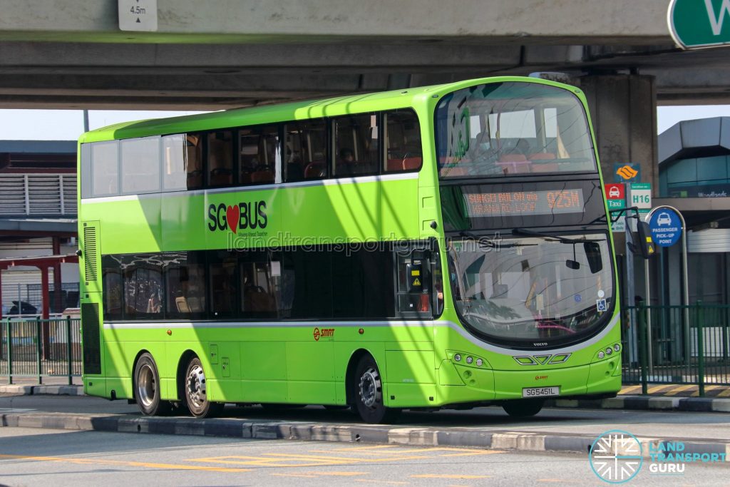Bus 925M - SMRT Buses Volvo B9TL Wright (SG5451L)