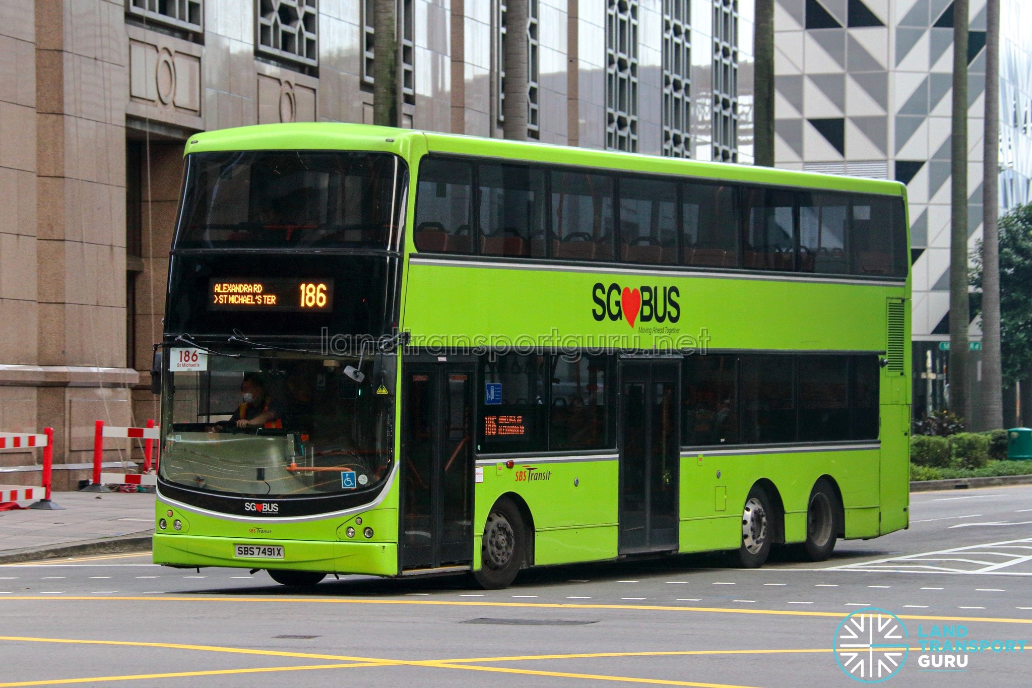 Bus 186 - SBS Transit Volvo B9TL CDGE (SBS7491X)