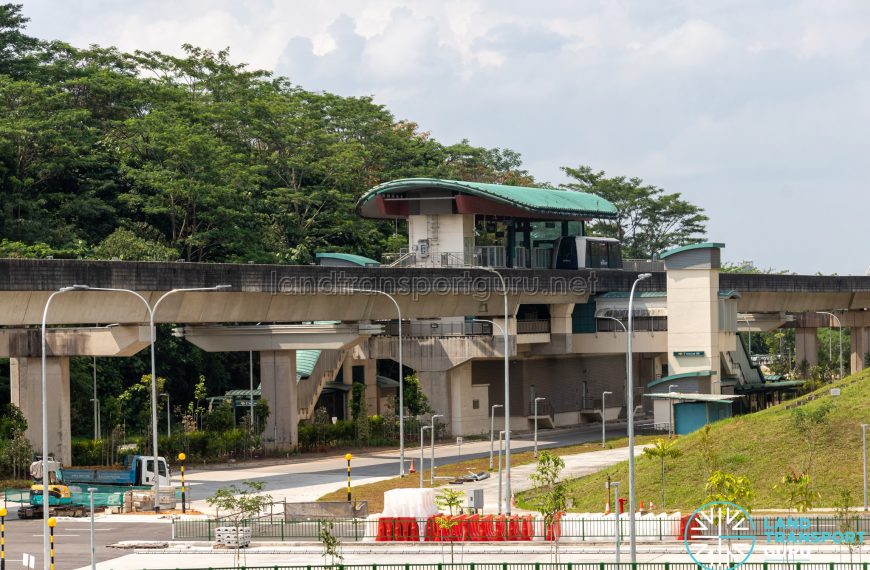 Teck Lee LRT Station