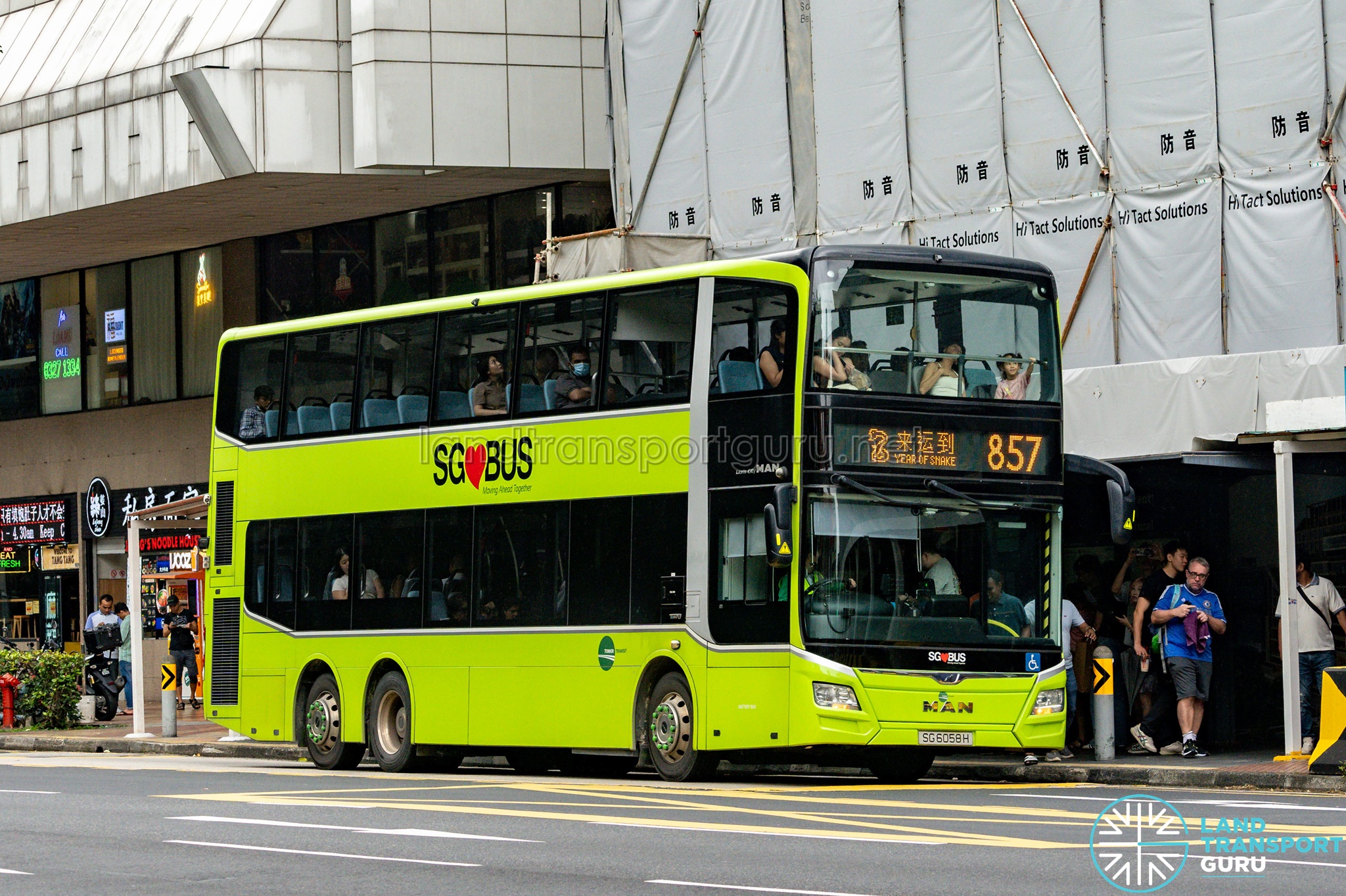 Bus 857 - Tower Transit MAN A95 (SG6058H)