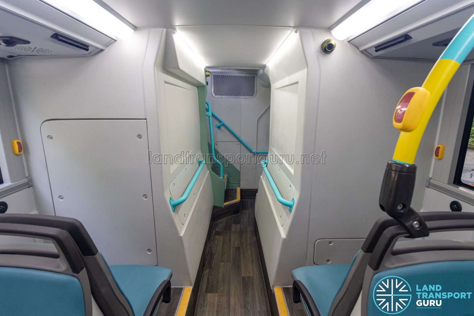 CRRC eD12 3-Door double-deck bus for Singapore | Land Transport Guru