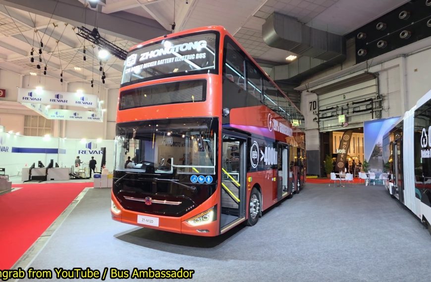 Updated Zhongtong N12D 3-door double-deck showcased at Busworld 2025
