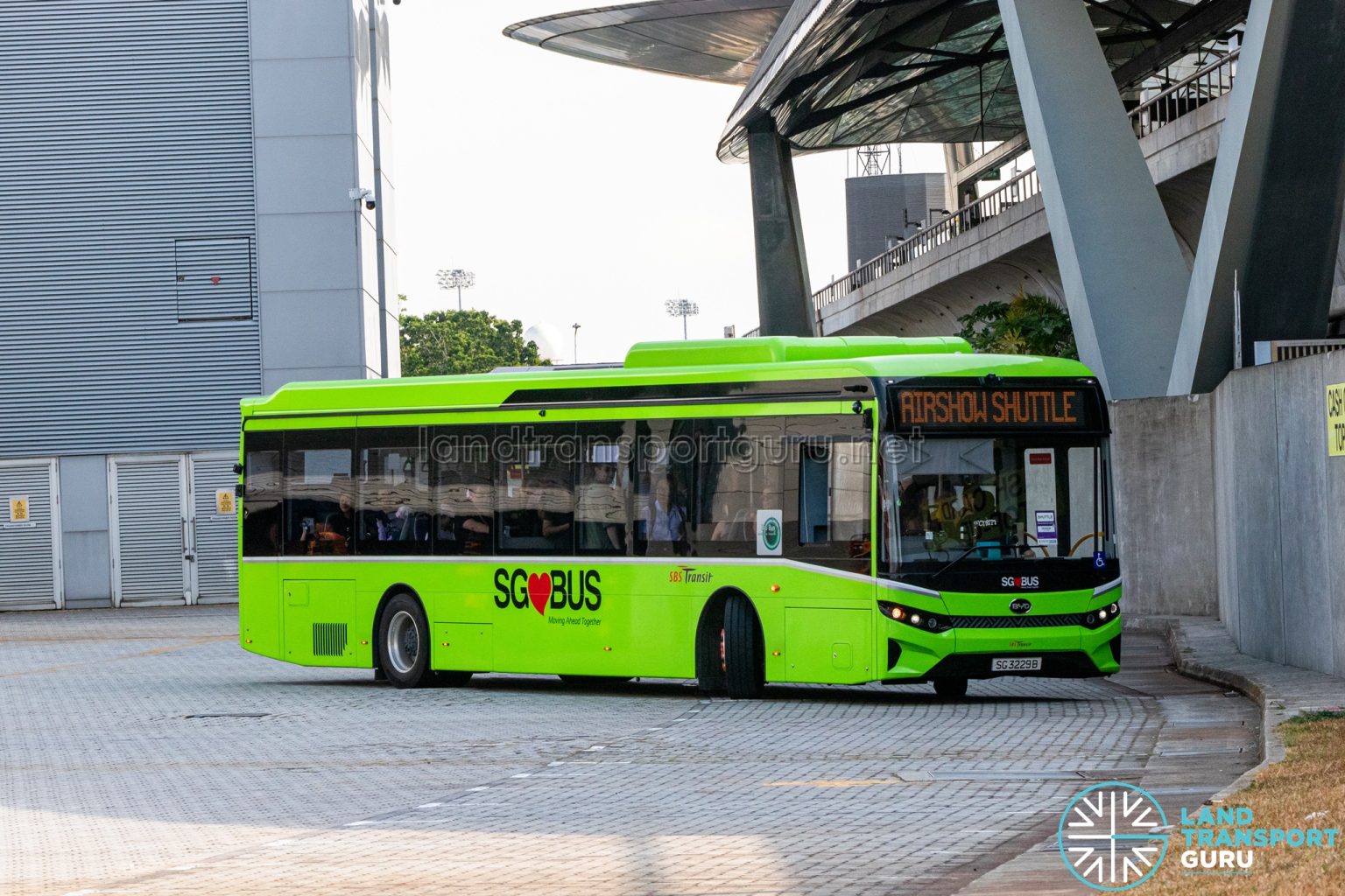 Airshow Shuttle 2026 – SBS Transit BYD BC12A04 (SG3229B) | Land ...